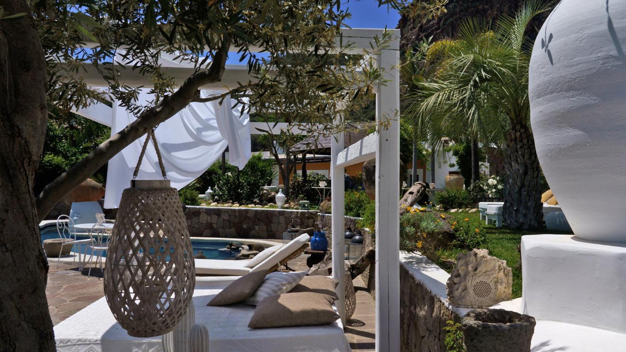 Hotel Oasi Panarea Ngoại thất bức ảnh